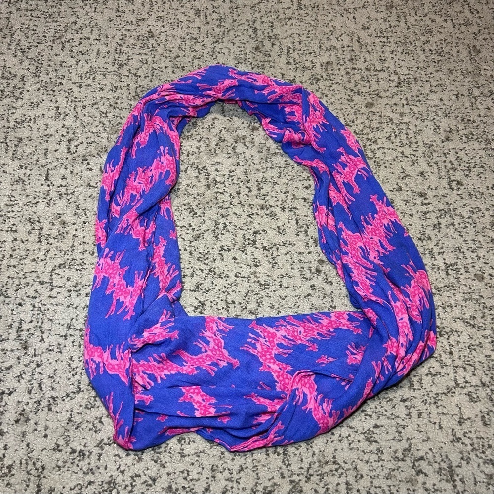 Lilly Pulitzer Iris Blue & Pink Giraffe Riley Infinity Loop Neck in Neck Scarf